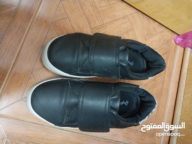 Black Comfort Shoes in Alexandria