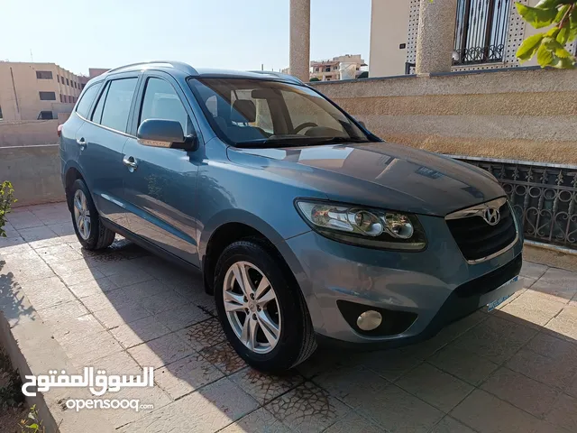 Used Hyundai Santa Fe in Rif Dimashq