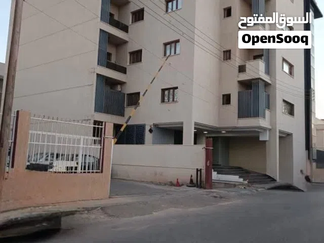 200 m2 4 Bedrooms Apartments for Sale in Tripoli Alfornaj
