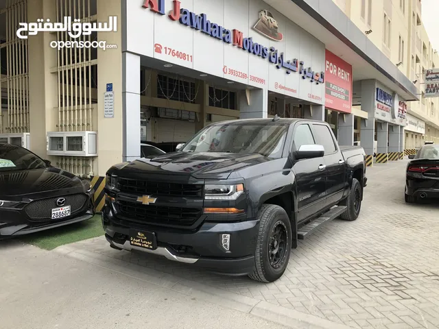Chevrolet Silverado 2017 in Central Governorate