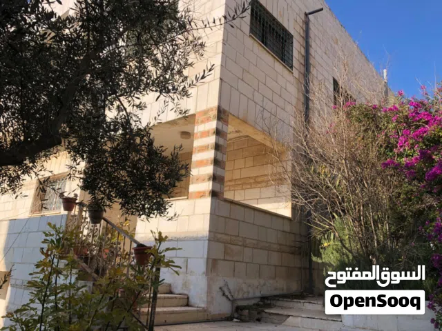 400 m2 5 Bedrooms Townhouse for Sale in Irbid Bait Ras