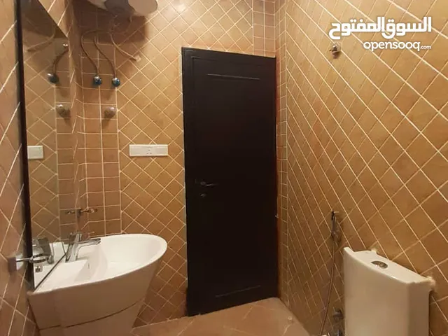 102 m2 More than 6 bedrooms Villa for Rent in Sana'a Bayt Baws