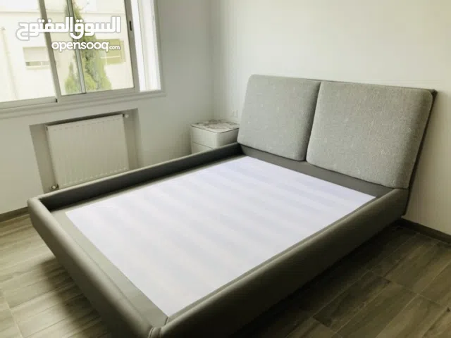 Ensemble chambre à coucher moderne et haut de gamme – État impeccable !