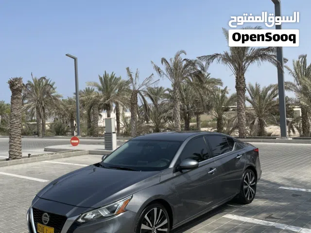 Used Nissan Altima in Al Batinah