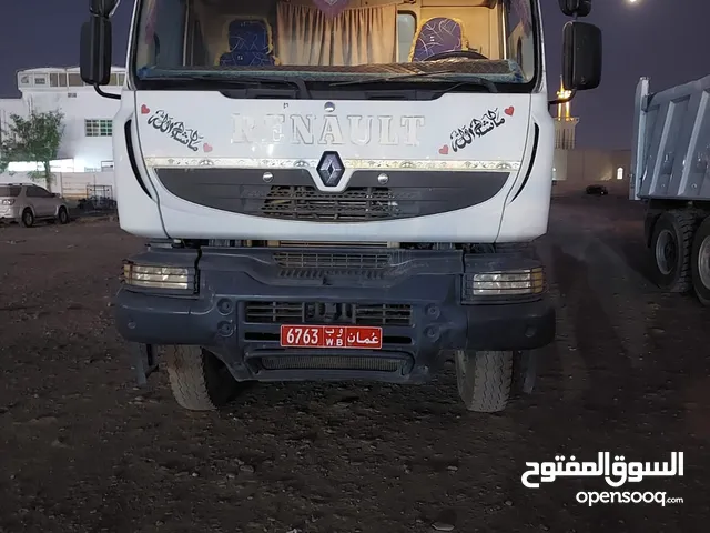 Renault tipper Truck