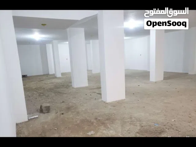 بدروم للايجار في جوله عصر بحوش سياره مستقل ينفع مخازن ادويه او اي بضاعه