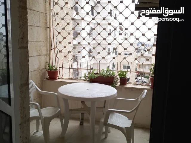 200 m2 4 Bedrooms Apartments for Sale in Amman Um El Summaq