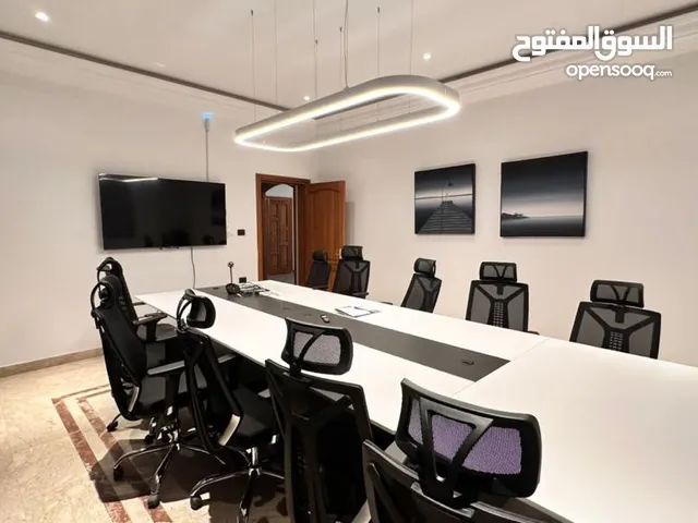 دور من فيلا مجهز بالاثاث المكتبي في شارع الجرابة بن عاشور ممتاز ومجهز للشركات