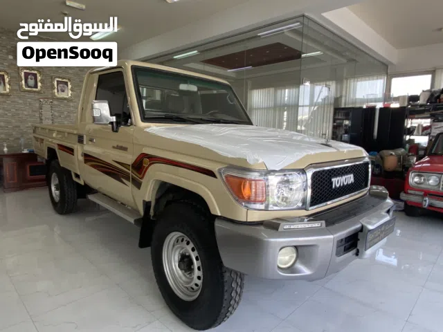 Used Toyota Land Cruiser in Sharjah