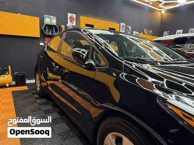 فرصة استثمارية قوية – مركز عناية سيارات للبيع (بيع خلو رجل)
