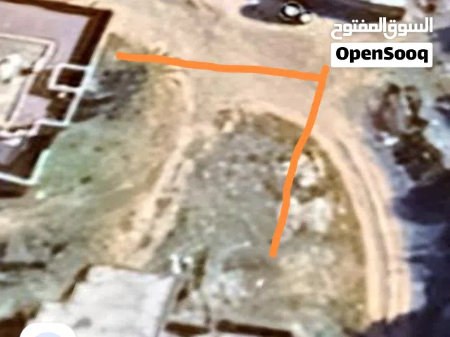ارض 428 م واجهتين في سوق الجمعه عراده شارع مدرسة الانطلاق داخل المخطط