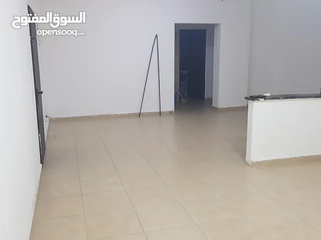 135 m2 4 Bedrooms Apartments for Rent in Ramallah and Al-Bireh Beitunia