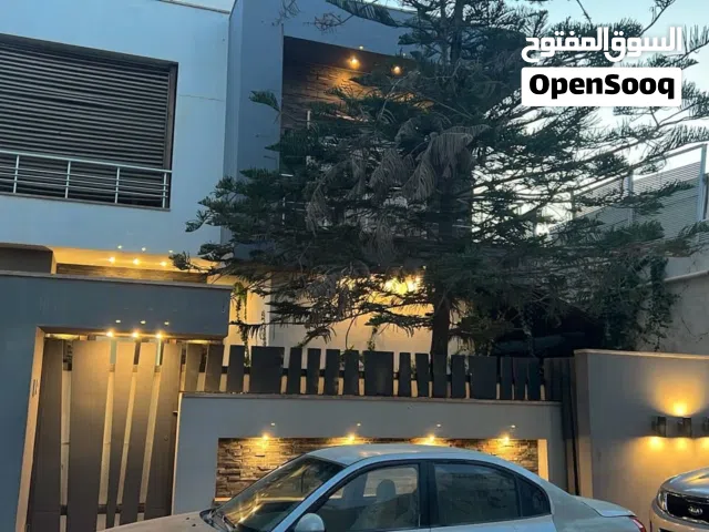 فيلا للايجار عيادة او مبنى إداري