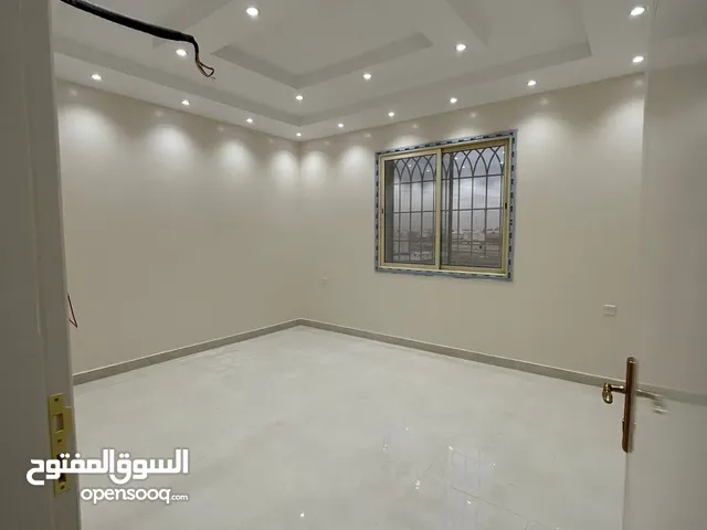 183 m2 3 Bedrooms Apartments for Rent in Jeddah Marwah