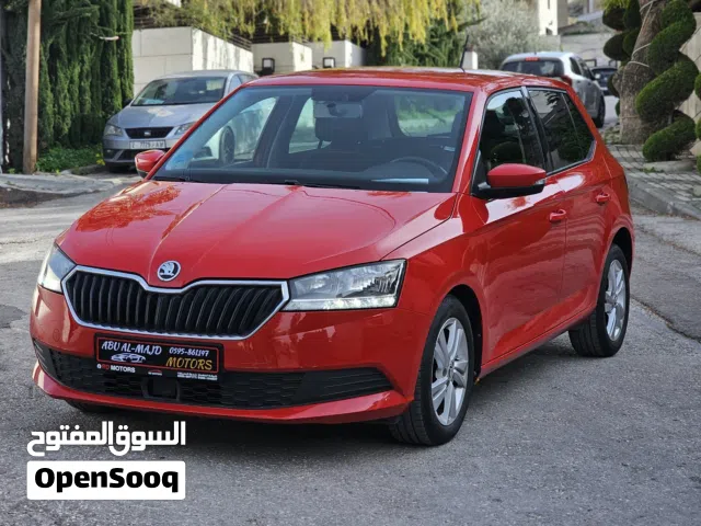 2021, سكودا, فابيا, Standard