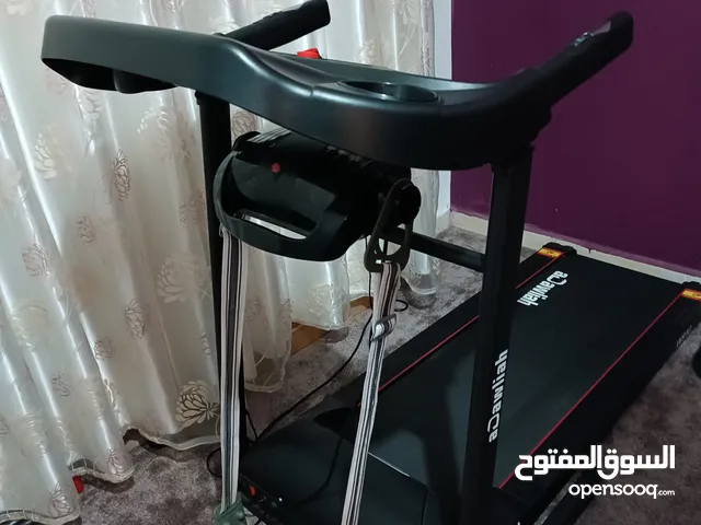 جهاز مشي تريدميلت