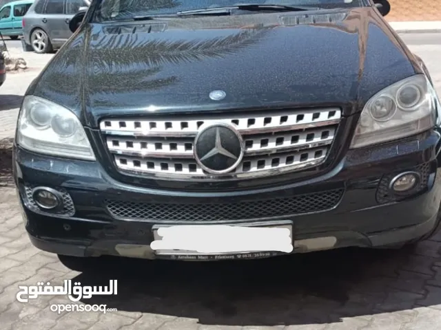 سياره مرسيدس مستعمله في حالة جيدة اليد الأولى