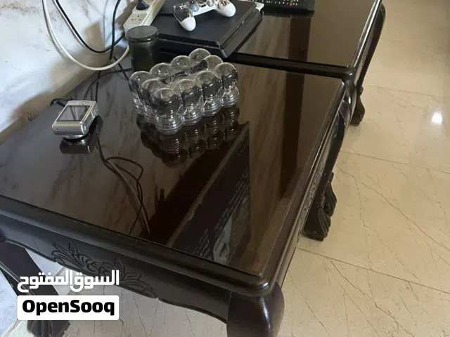 طاولات خشب ثقيل للبيع