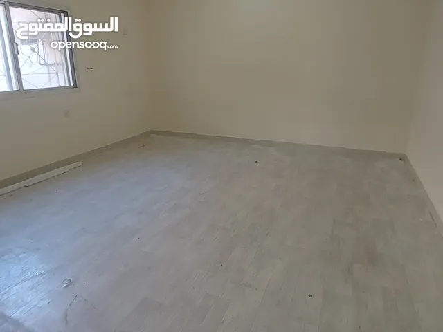 400 m2 4 Bedrooms Apartments for Rent in Doha Other