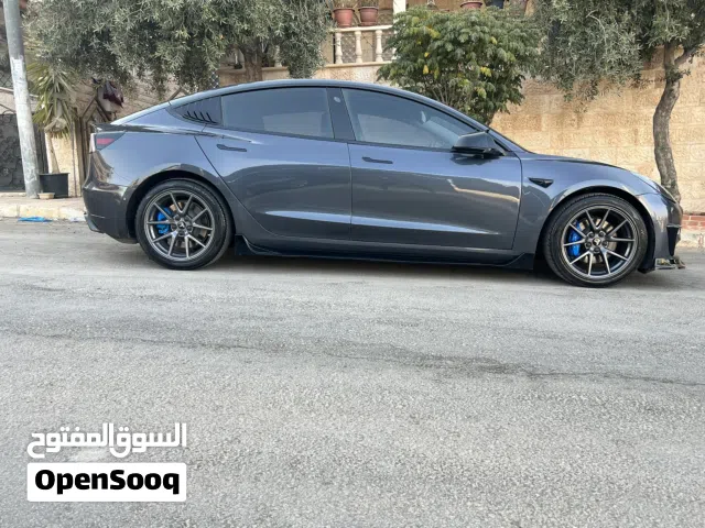 2021 تيسلا موديل 3 Long Range