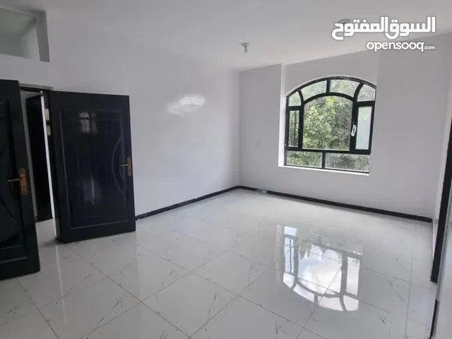 120m2 4 Bedrooms Townhouse for Sale in Sana'a Haddah