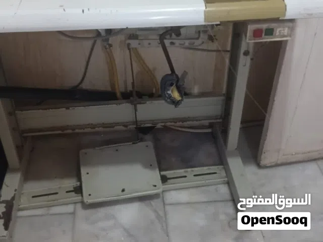 مكينة خياطة مستعملة