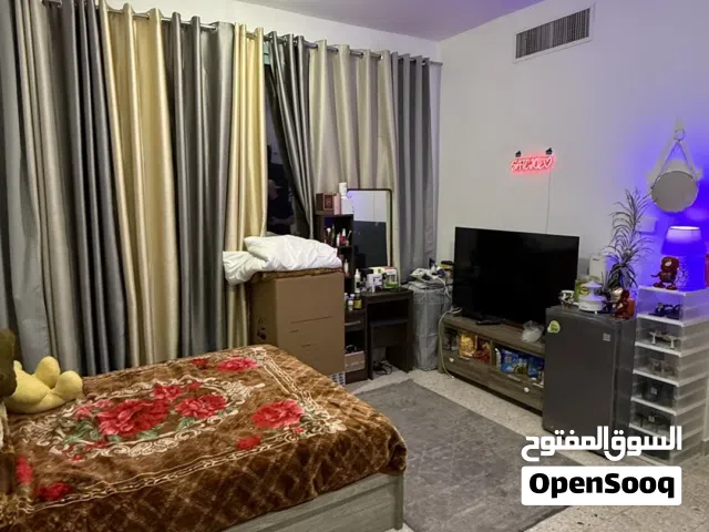 غرفة ماستر للإيجار بشقة عائلات مفروشة A master bedroom for rent in a family
