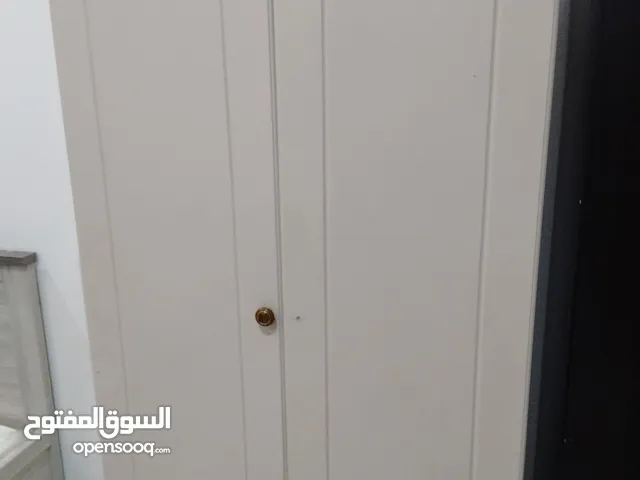 cabinet for sell دولاب للبيع