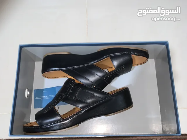 42 Casual Shoes in Abu Dhabi