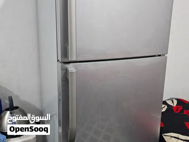 ثلاجه وغساله وسرير للبيع