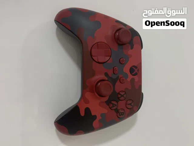 Xbox controller very good condition working fine and no issues red and black color way