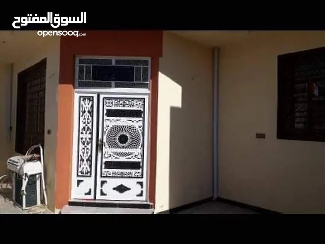 200 m2 2 Bedrooms Townhouse for Sale in Diyala Other