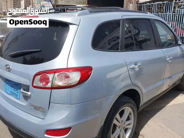 2011 هيونداي سنتافي Limited