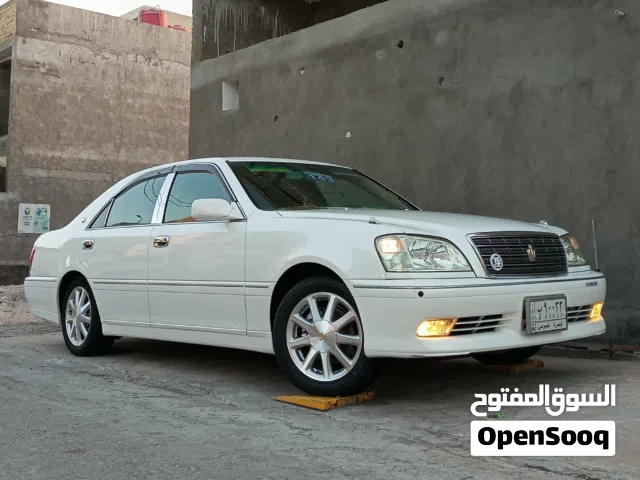 2002 تويوتا كراون Crown