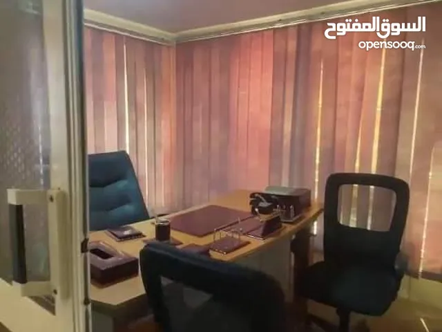 مكتب5غرف مفروش للايجار بشارع شهاب الرئيسي بالمهندسين