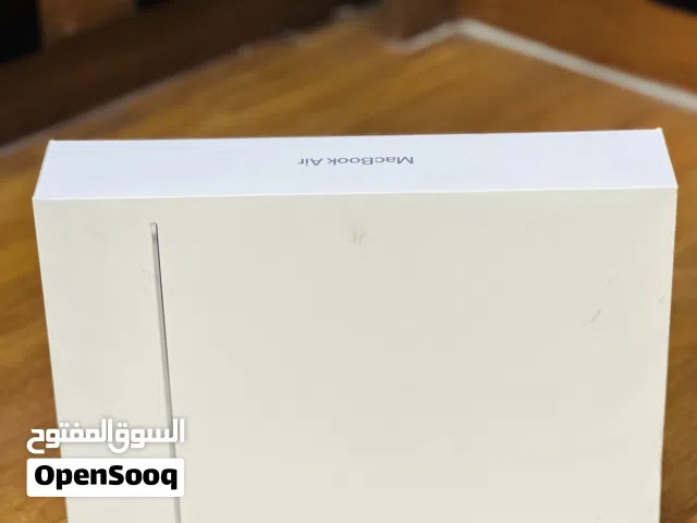 MacBook Air 13 inch M3 512gb 8gb ram 1 YEAR WARRANTY BRAND NEW  Battery Life: Up to ~22 hours.