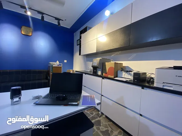 مختبر تحليلات مرضيةًللبيع