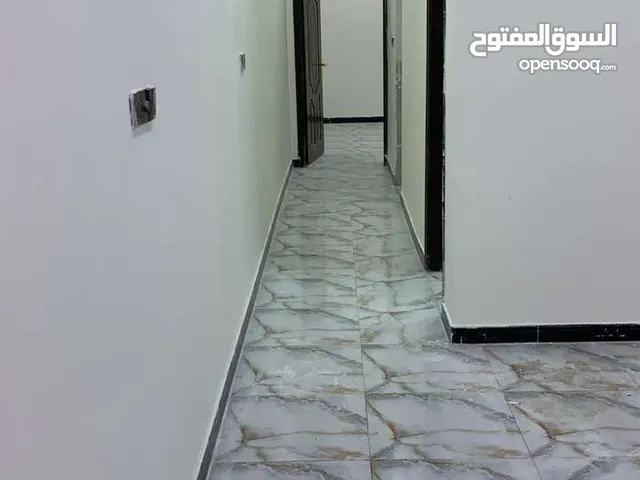 140 m2 2 Bedrooms Apartments for Rent in Basra Mnawi Basha