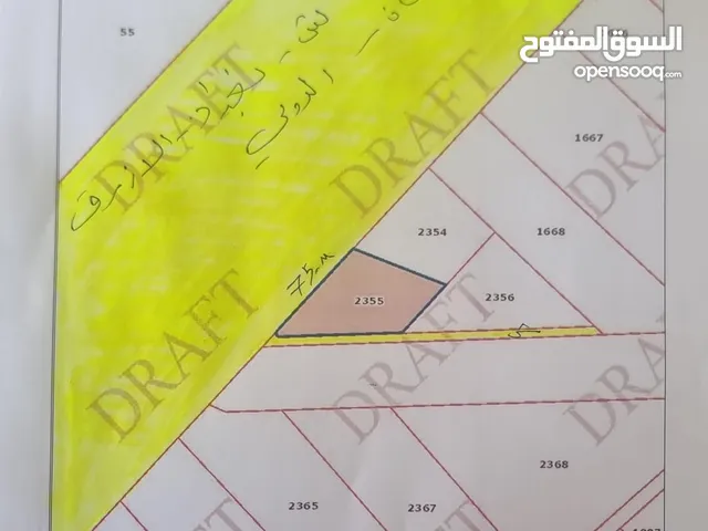 4دونم على الشارع مباشرة من ماكها في غديرالعبد