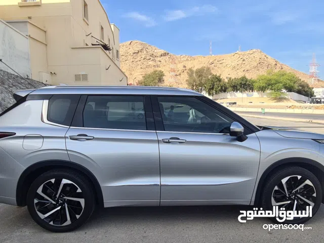 Expat Driven - Mitsubishi Outlander 2024 Limited Edition (GCC/Oman)