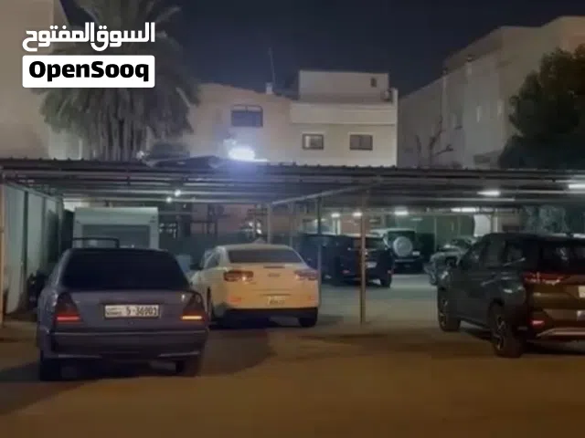 1000 m2 More than 6 bedrooms Townhouse for Sale in Hawally Rumaithiya