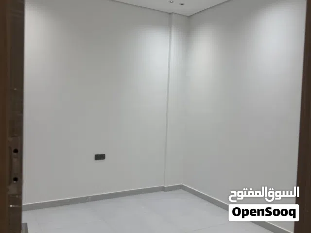 مشتمل ارضي للإيجار. في الجزائر حي صنعاء مقابل مول شنشل للشركات والمكاتب التجارية
