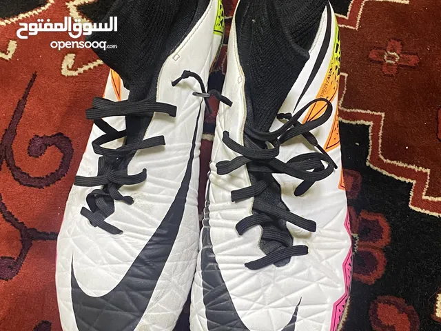 41 Sport Shoes in Central Governorate