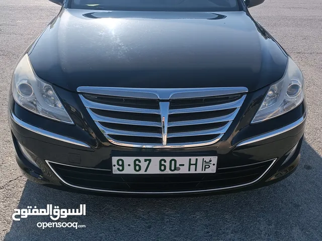 هيونداي جينيسس 2013