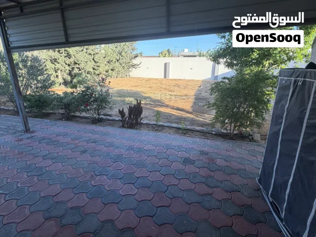 66 m2 2 Bedrooms Townhouse for Rent in Tripoli Tajura
