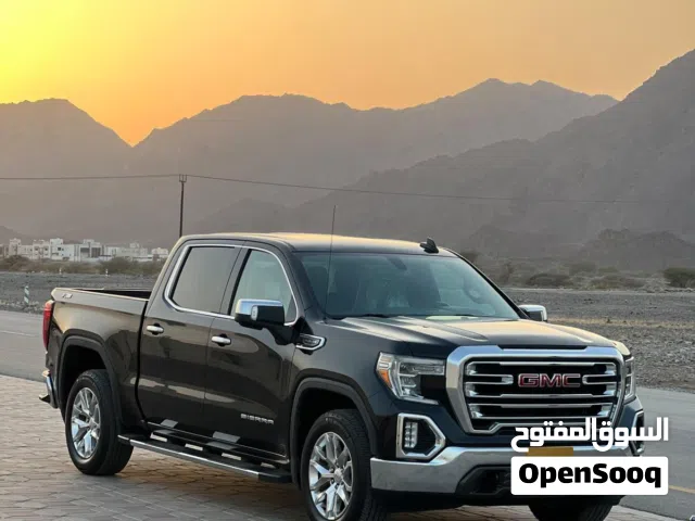 2020 GMC Sierra 1500 SLT