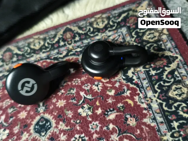 مايكروفون hollyland lark m2 بحالة ممتازة جداا