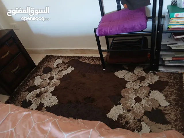 غرفة نوم مستعملة خفيف للبيع بحالة الوكاله