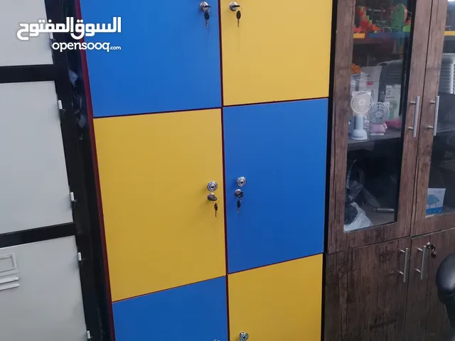 خزانة معلمات لكرات 6 خانات مع بواب و مفاتيح