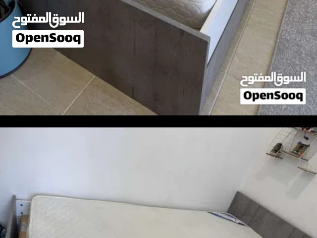 هيكل سرير مع تخزين